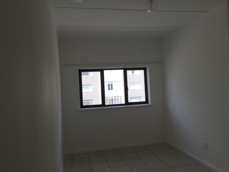 To Let 2 Bedroom Property for Rent in Summerstrand Eastern Cape